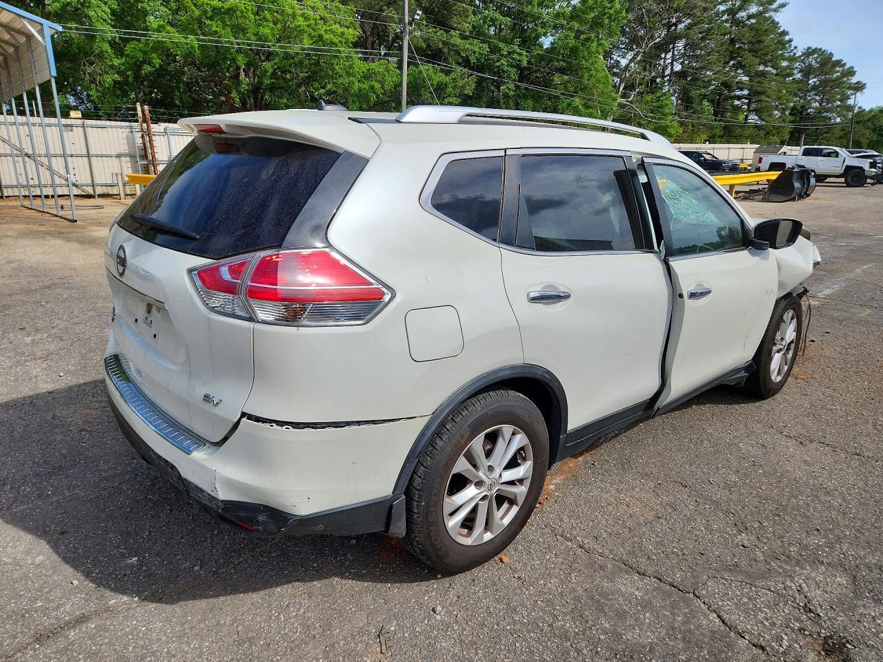 2016 Nissan Rogue Sv - Фото 3