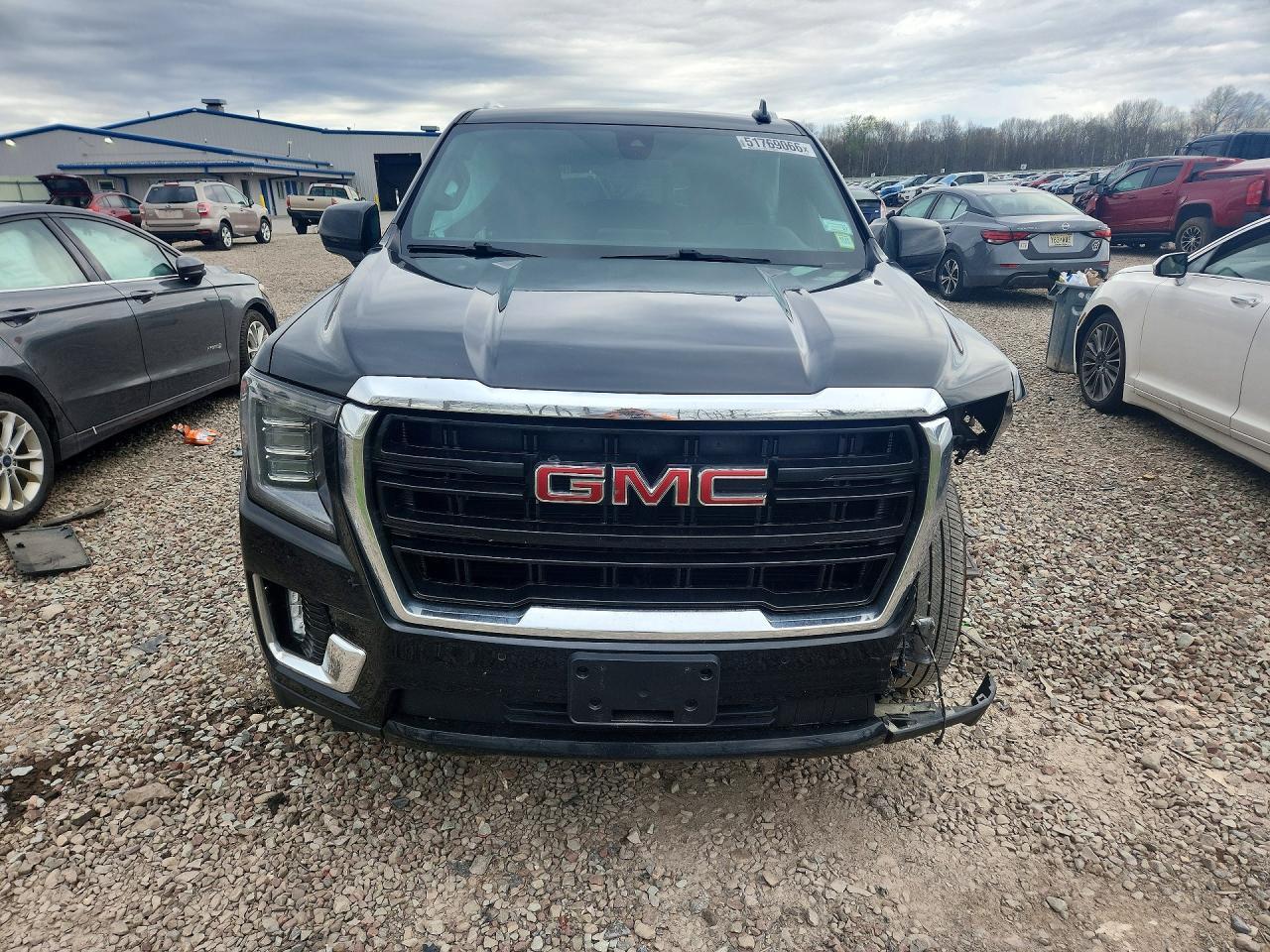 2022 GMC Yukon Sle - Image 5