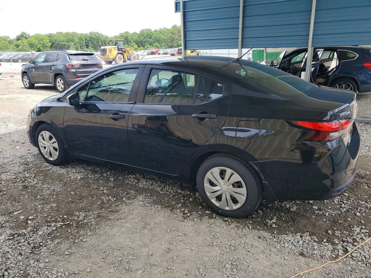 2020 Nissan Versa S - Фото 2