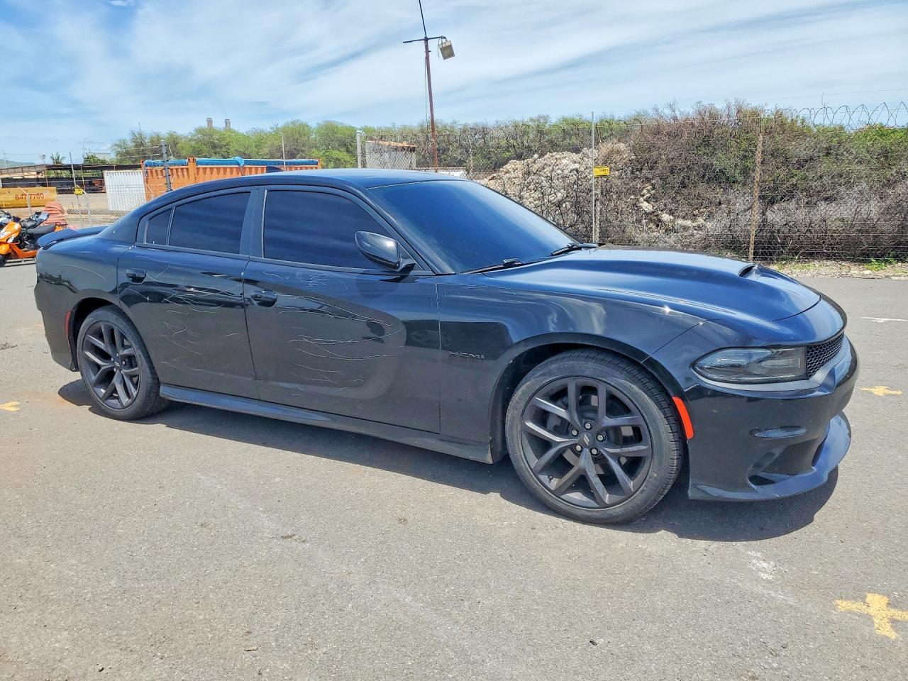 2020 Dodge Charger R - Фото 4