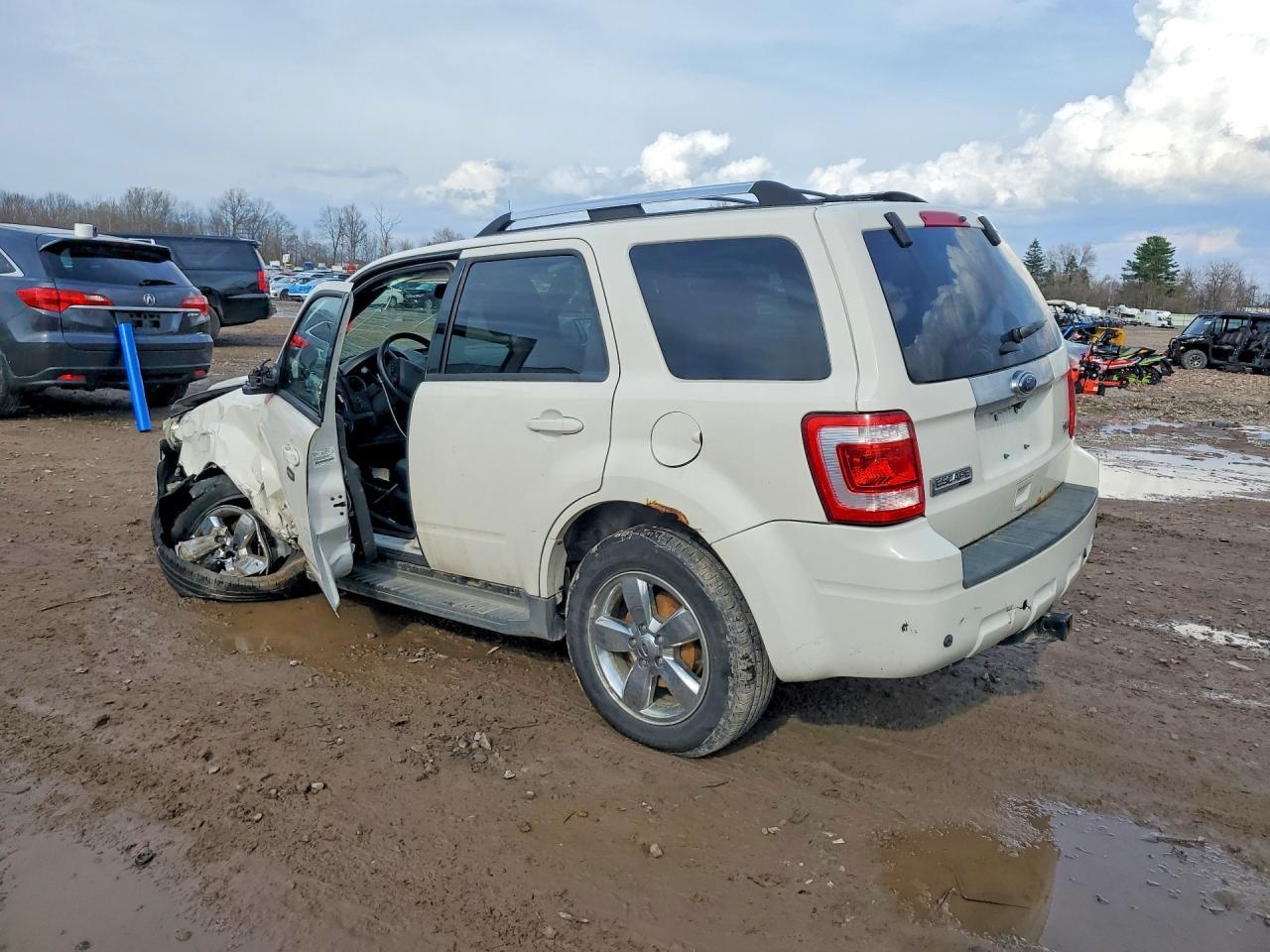 2011 Ford Escape Limited - Image 2