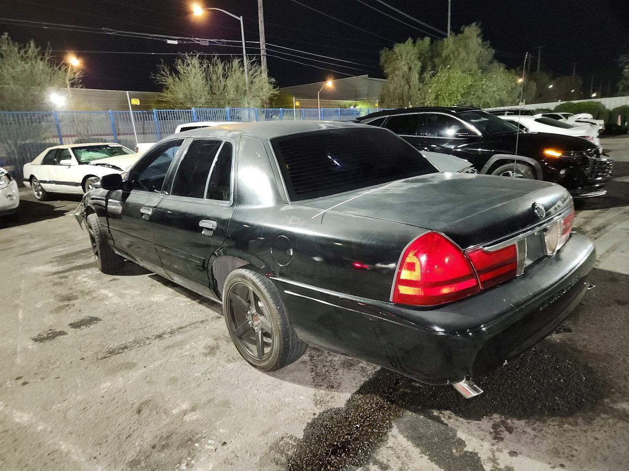 2005 Mercury Grand Marquis Gs - Фото 2
