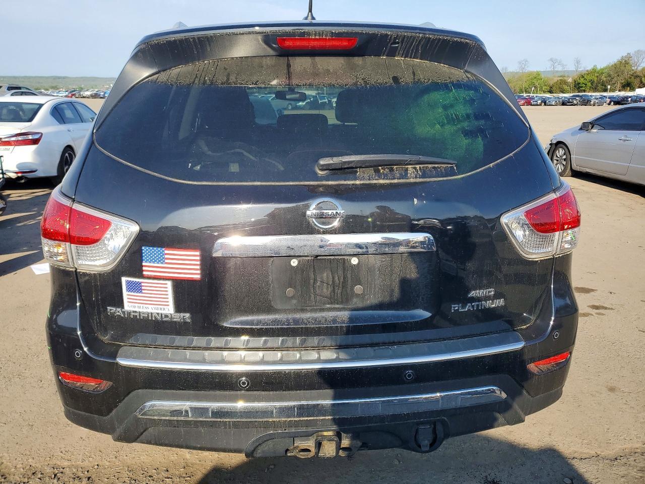 2015 Nissan Pathfinder S - Image 6