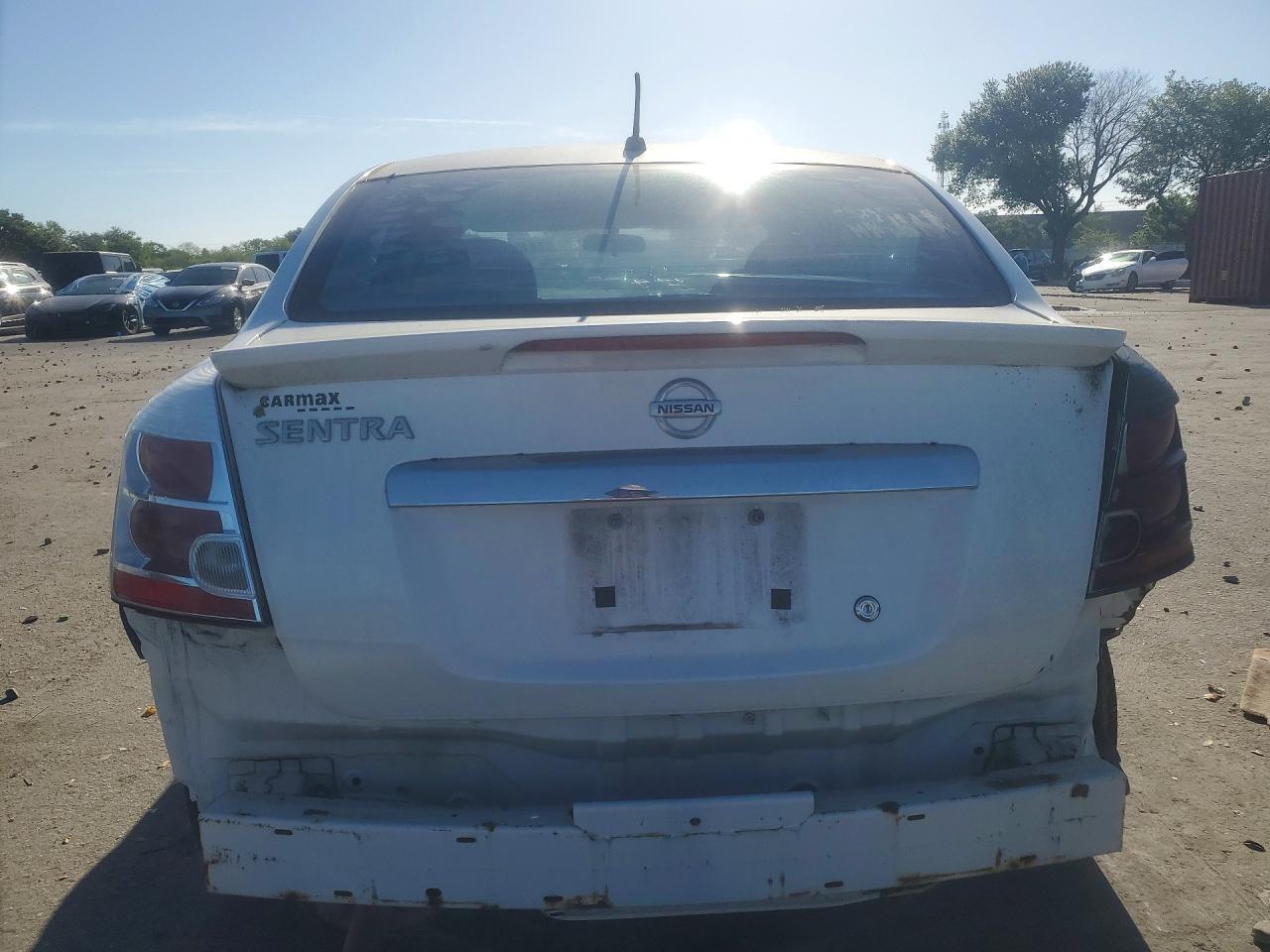 2012 Nissan Sentra 2.0 - Image 6