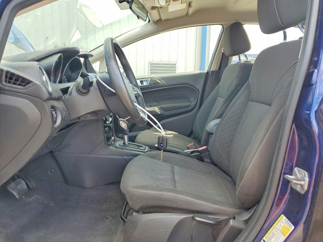 2016 Ford Fiesta Se - Фото 7