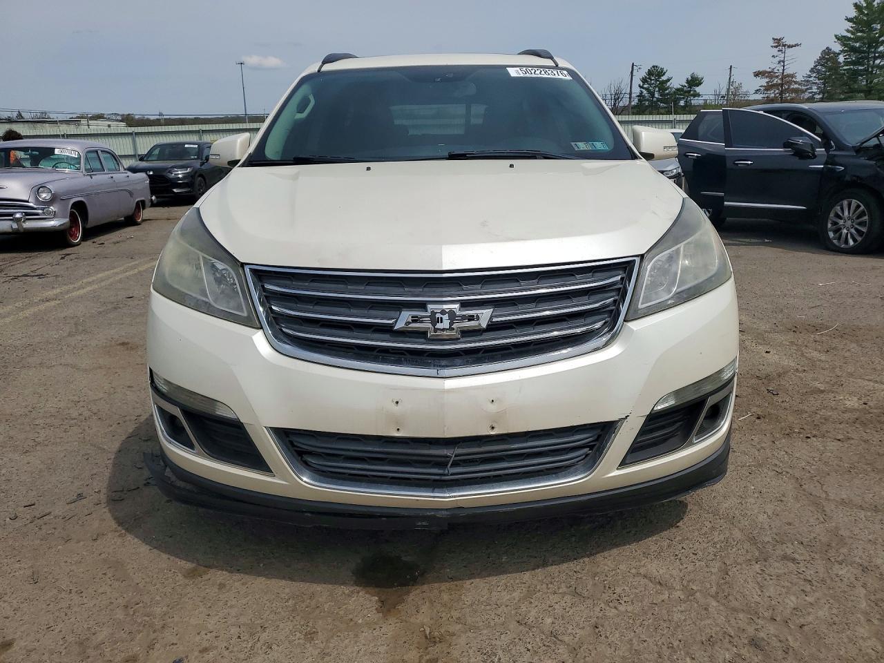 2013 Chevrolet Traverse Lt - Image 5