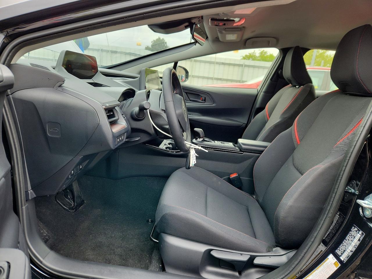 2026 Toyota Prius Plug-In Hybrid Se - Фото 7