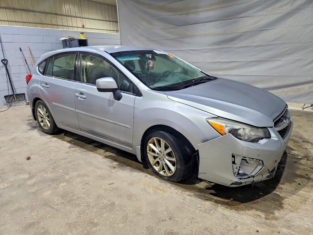 2014 Subaru Impreza Premium - Image 4