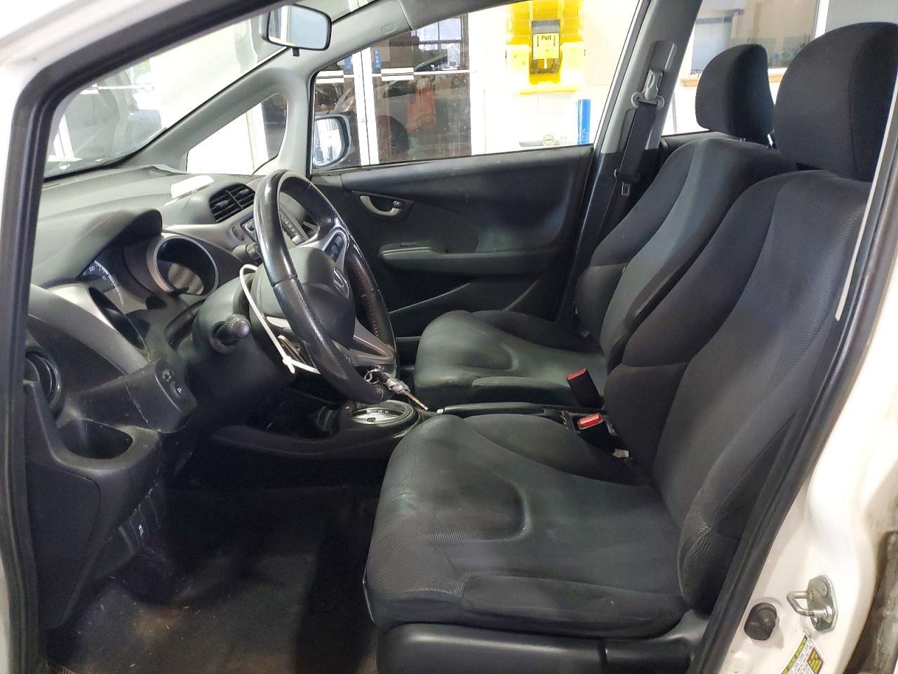 2011 Honda Fit Sport - Фото 7