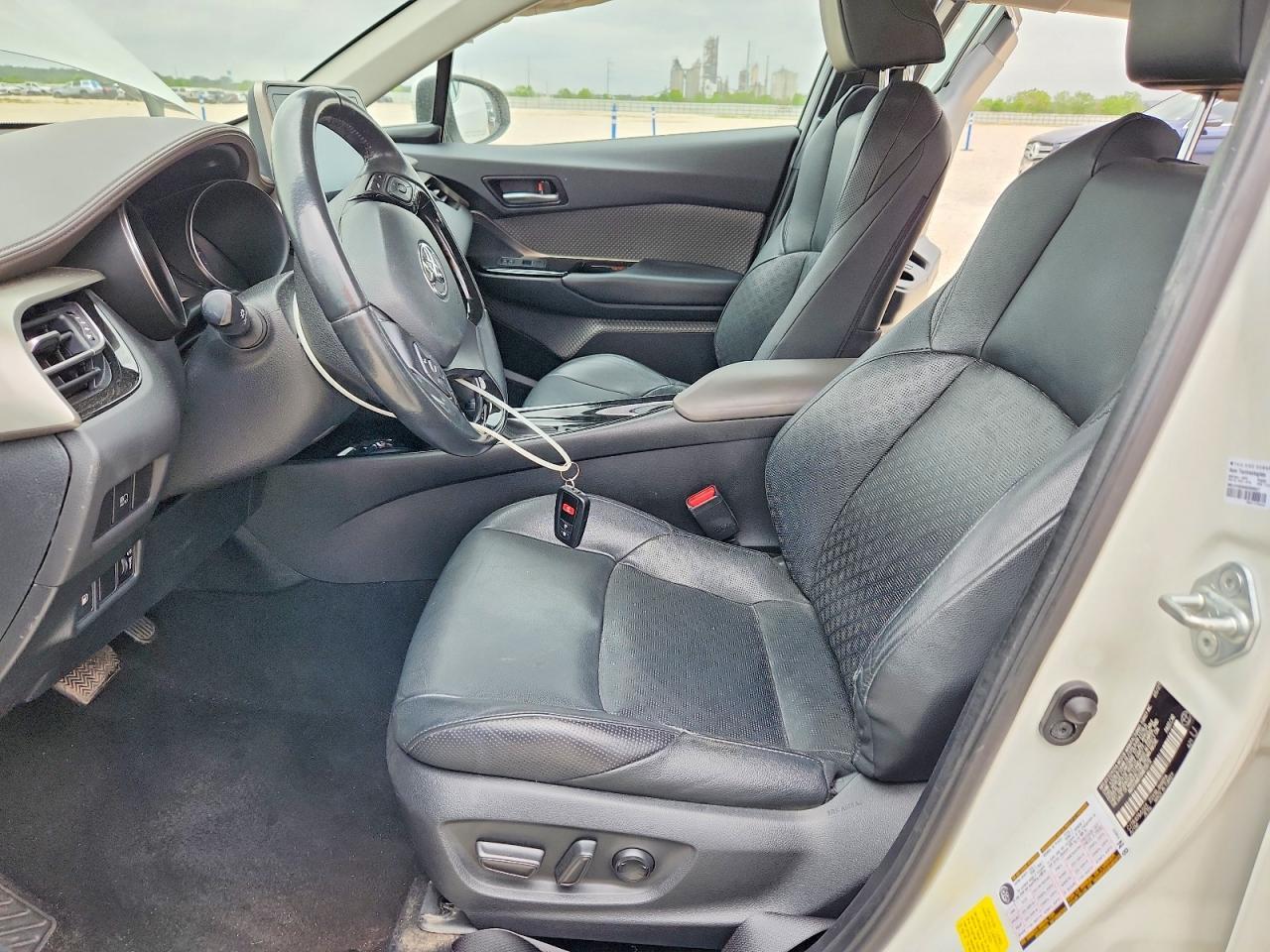 2021 Toyota C-Hr Limited - Image 7