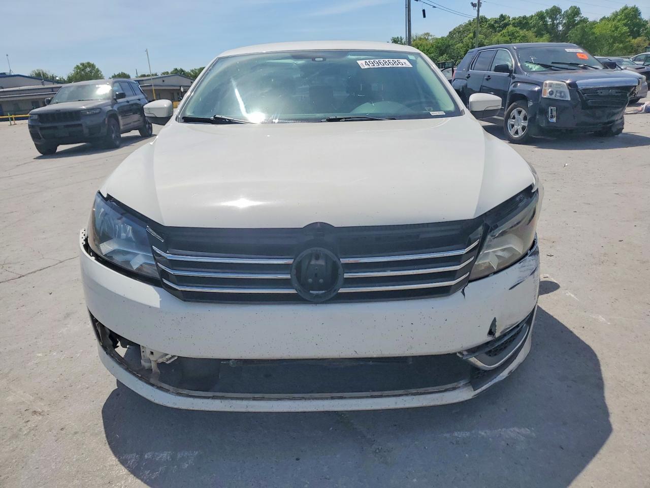 2013 Volkswagen Passat S - Image 5