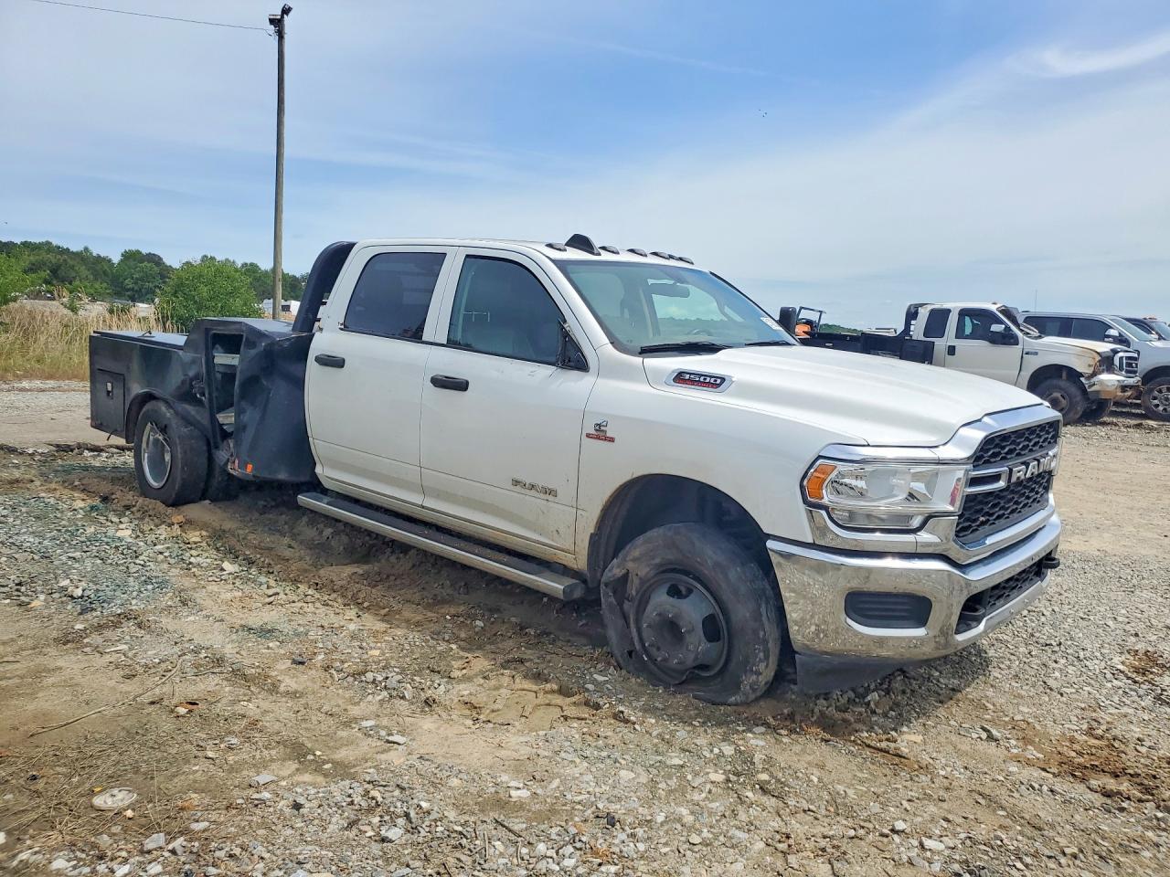 2020 Ram 3500 - Image 4