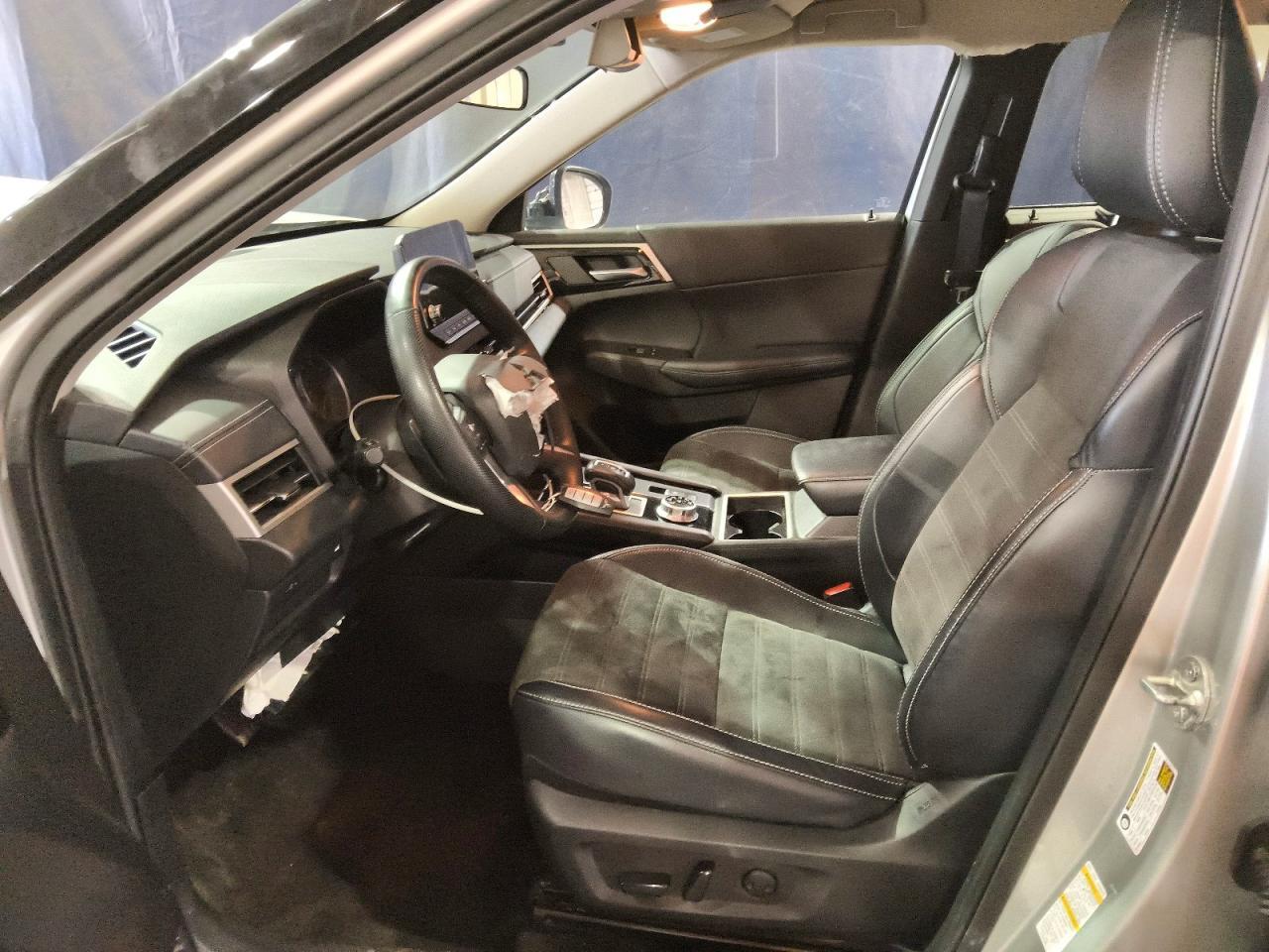 2024 Mitsubishi Outlander Se - Image 7