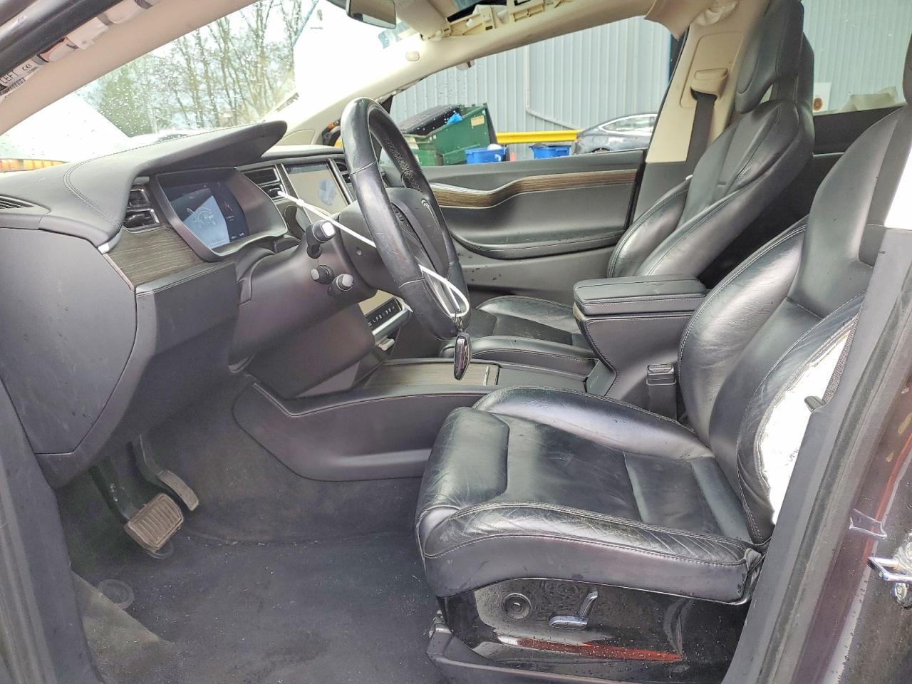 2016 Tesla Model X - Фото 7