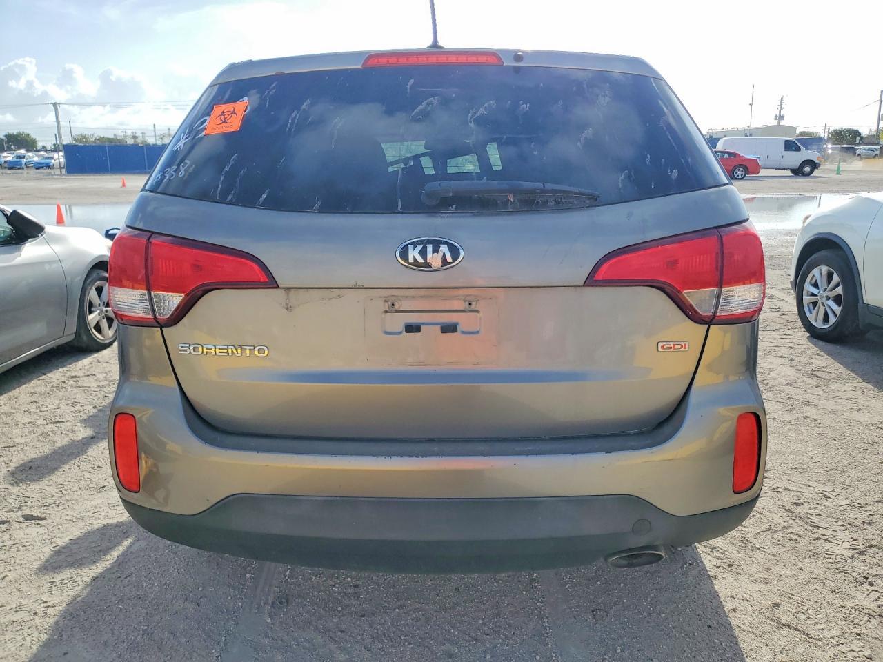 2014 Kia Sorento Lx - Image 6