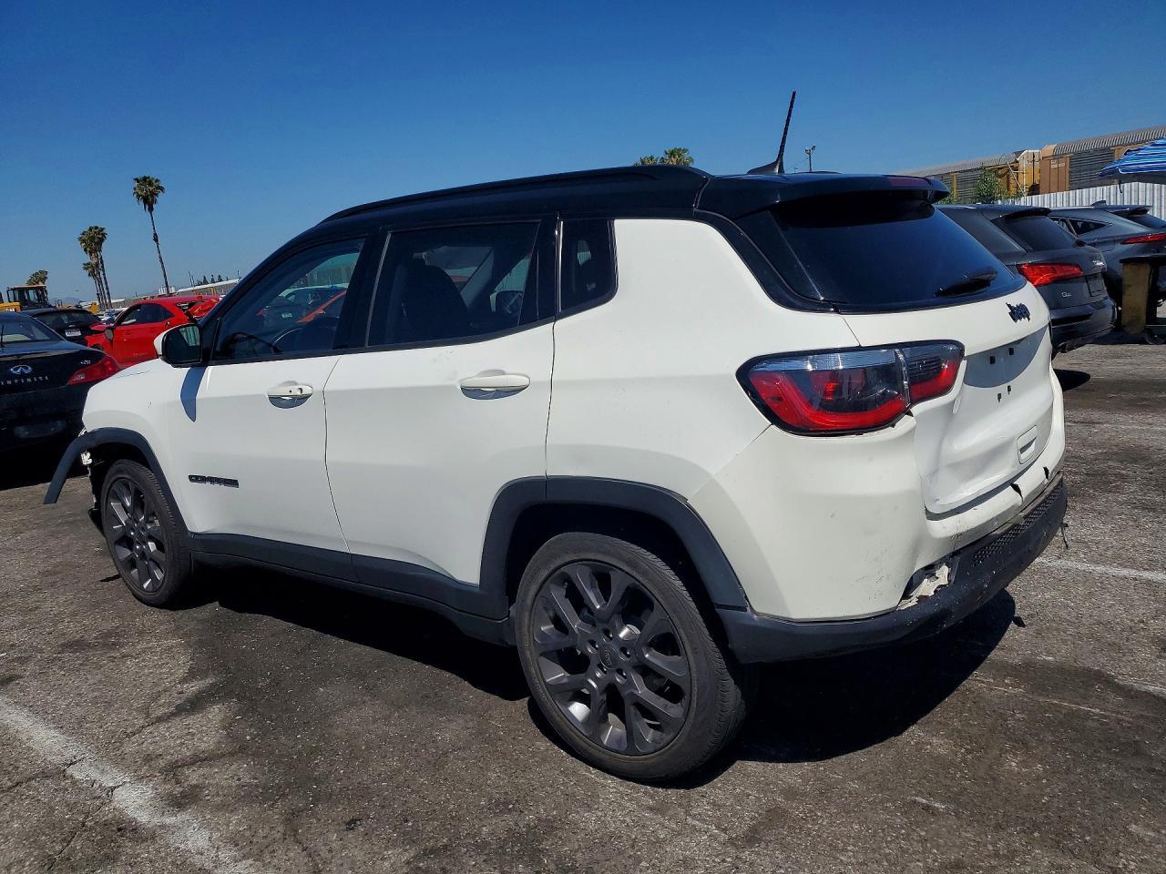 2019 Jeep Compass Limited - Фото 2