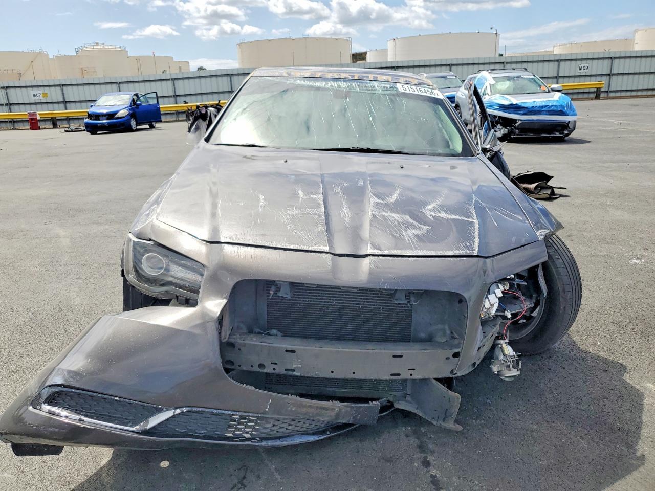 2019 Chrysler 300 Touring - Фото 5
