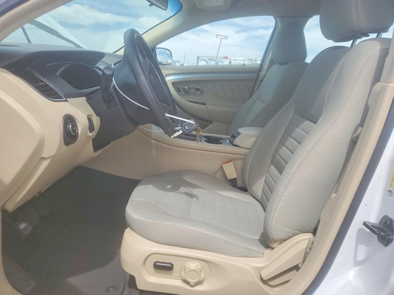 2016 Ford Taurus Se - Фото 7