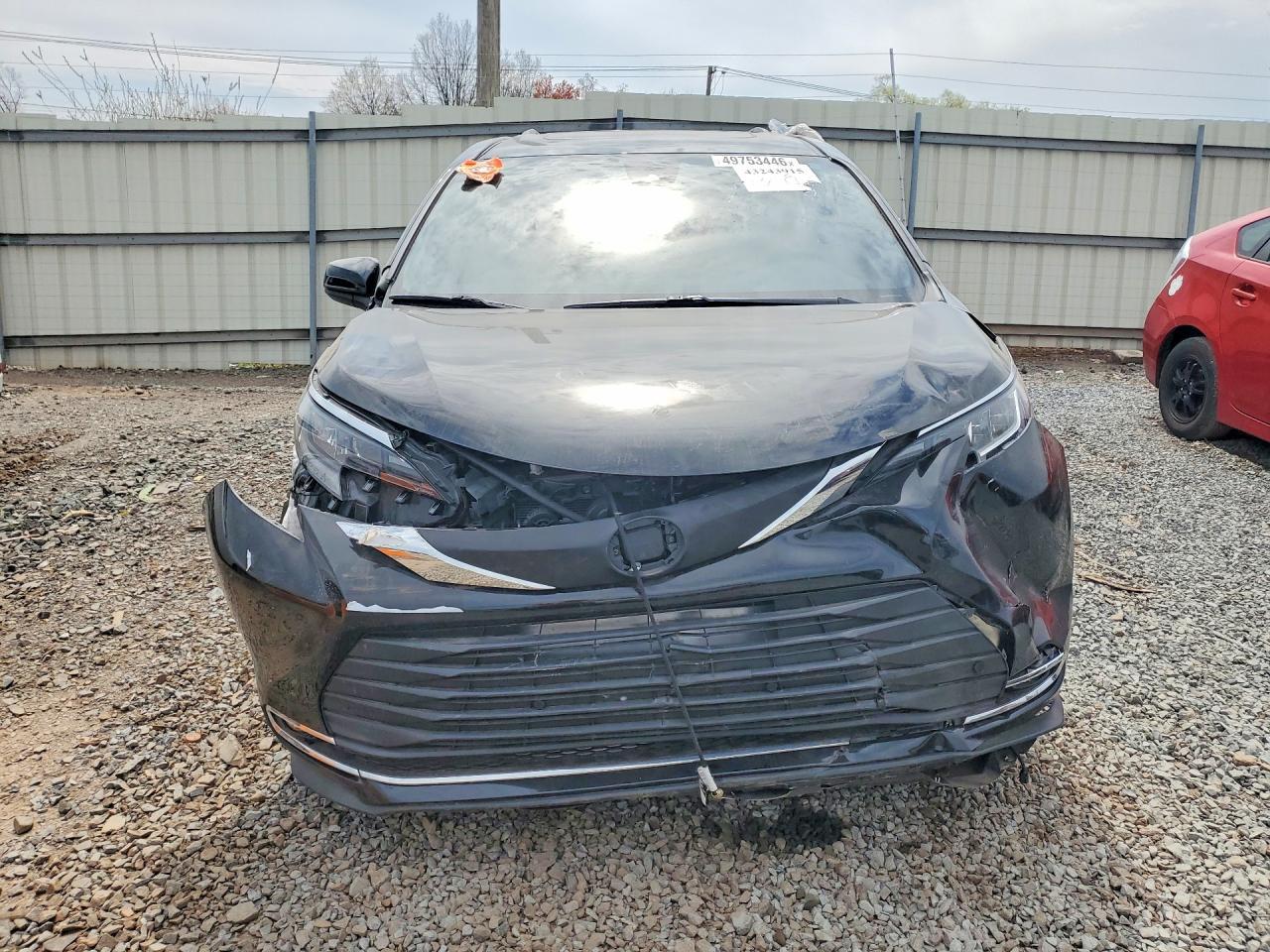 2021 Toyota Sienna Xle - Фото 5