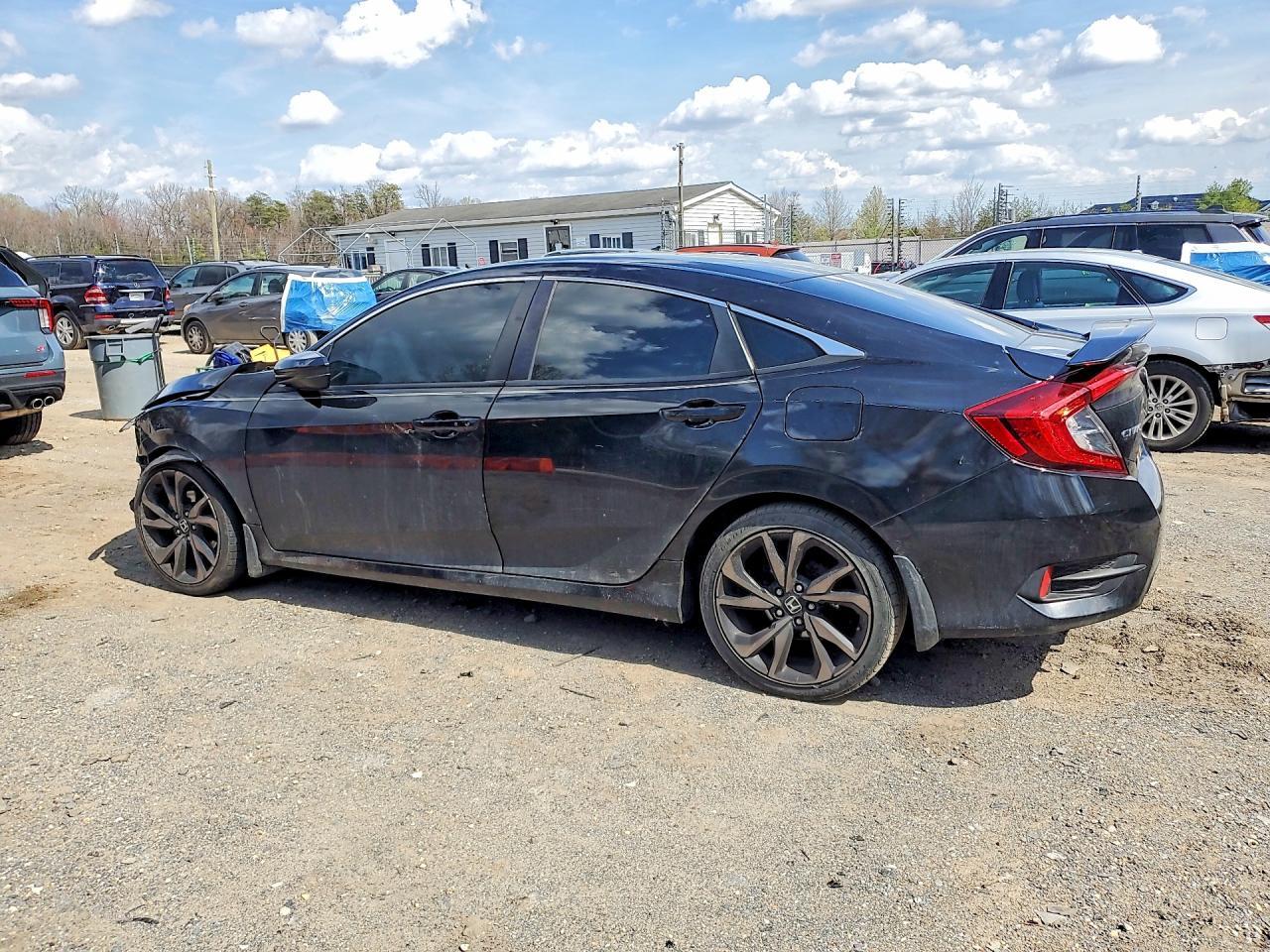 2019 Honda Civic Sport - Image 2
