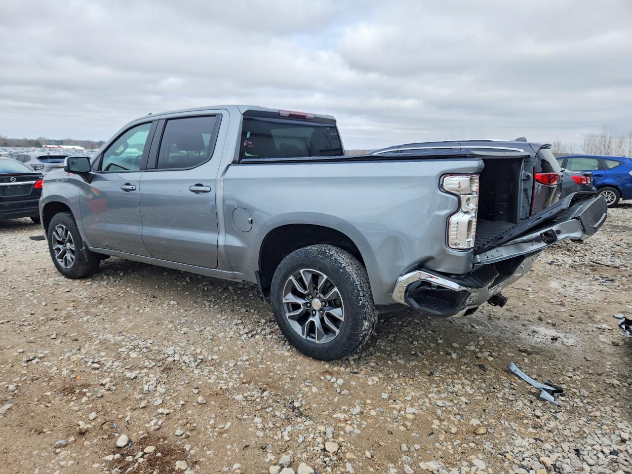 2023 Chevrolet Silverado K1500 Lt - Фото 2