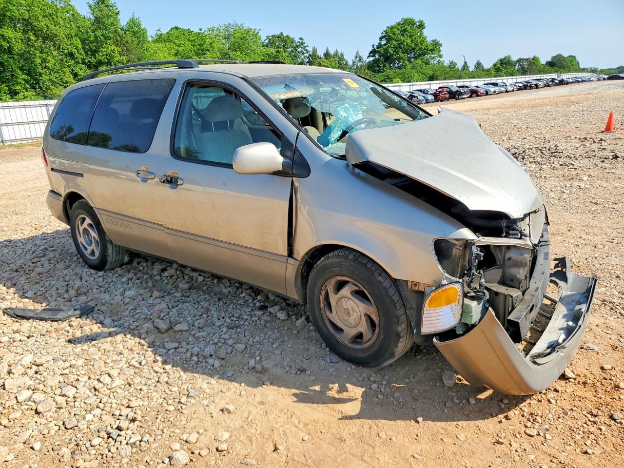 2002 Toyota Sienna Le - Фото 4