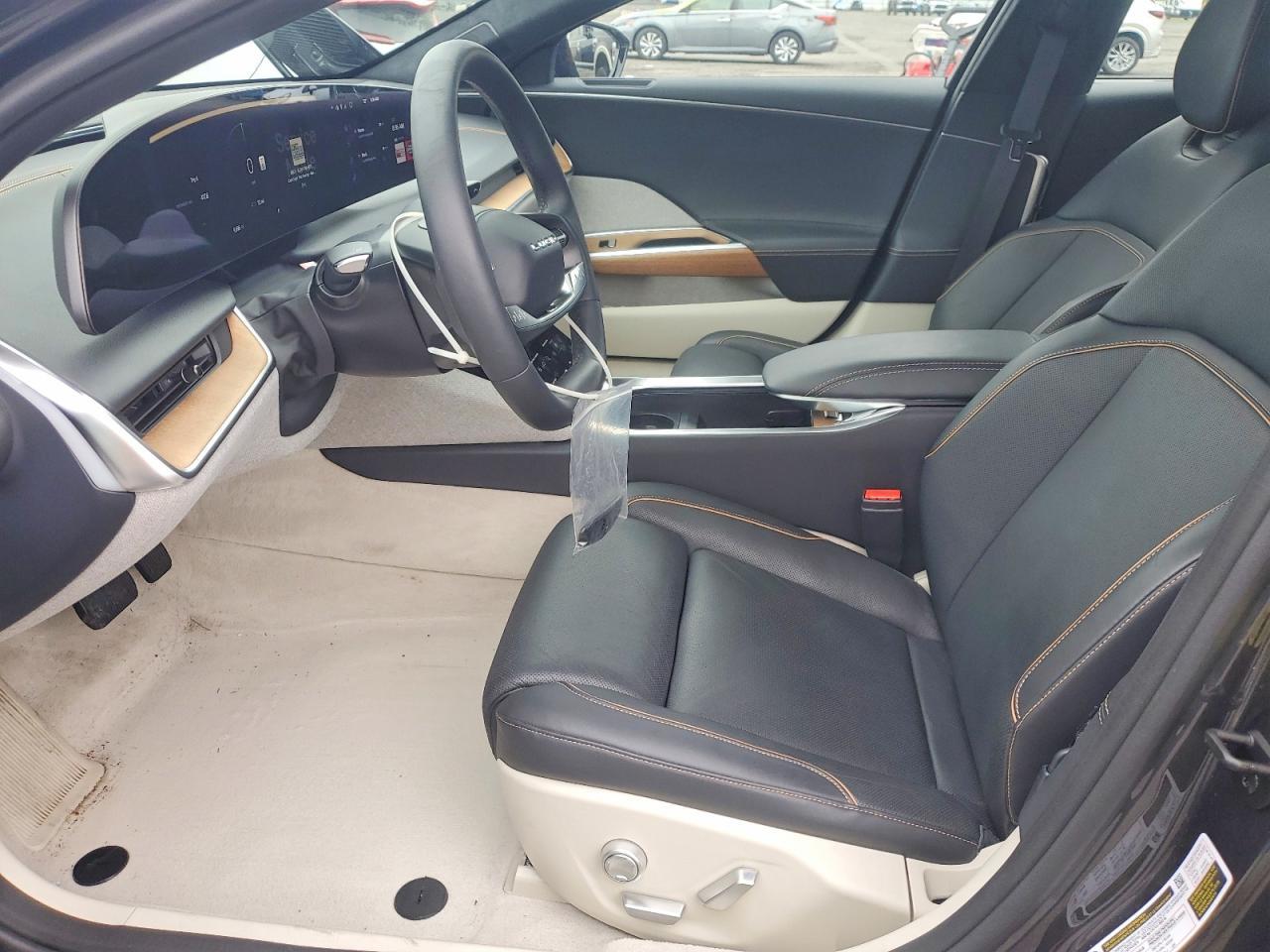 2024 Lucid Motors Air Pure - Image 7