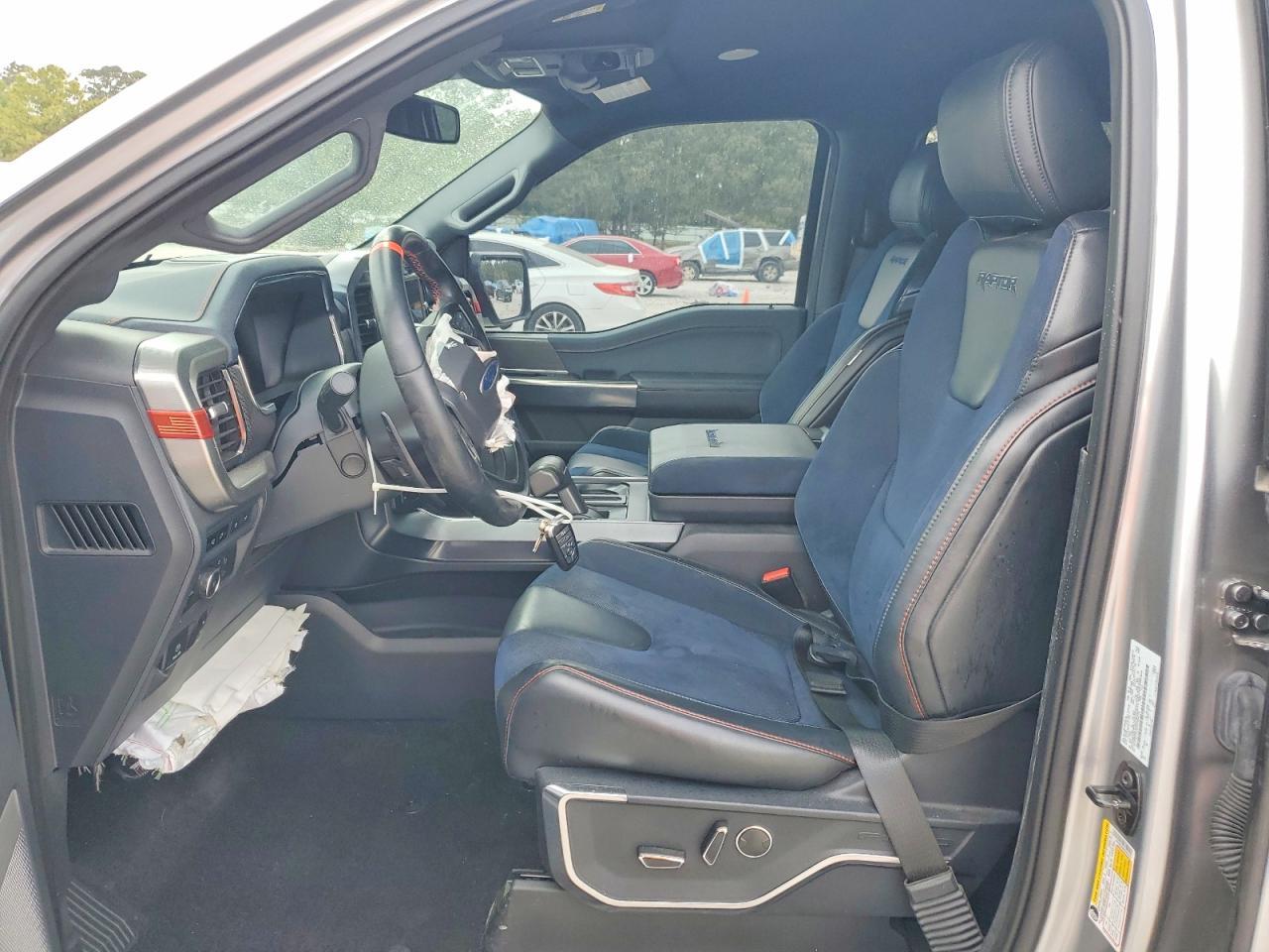 2023 Ford F150 Raptor - Image 7