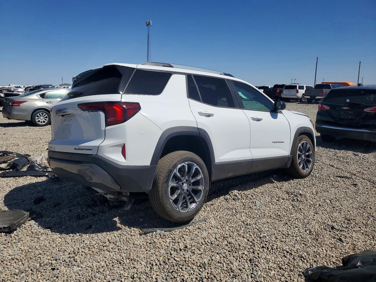 2026 GMC Terrain Elevation - Фото 3