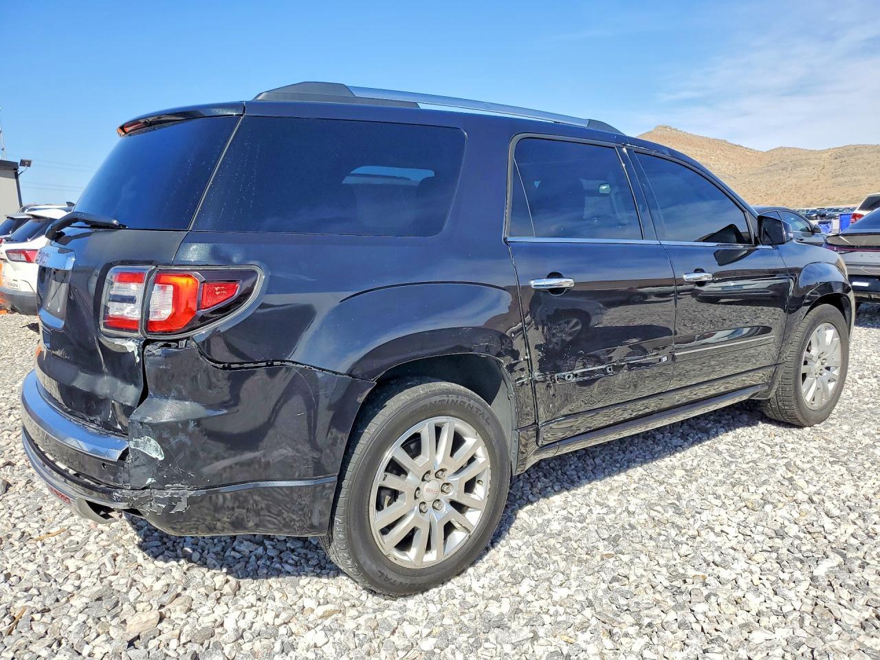 2015 GMC Acadia Denali - Image 3