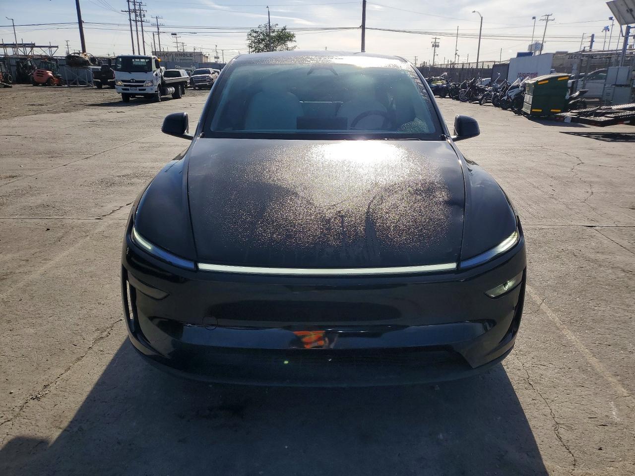 2026 Tesla Model Y - Image 6