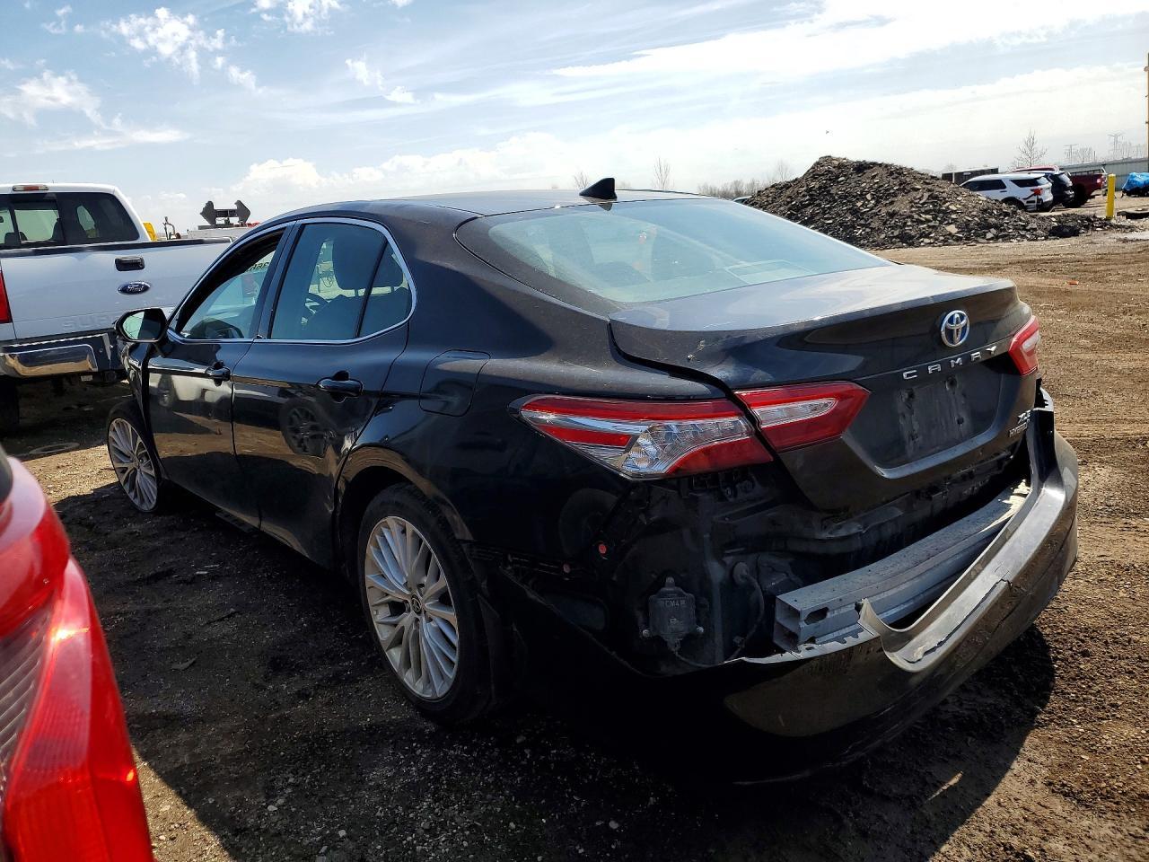 2020 Toyota Camry Xle - Фото 2