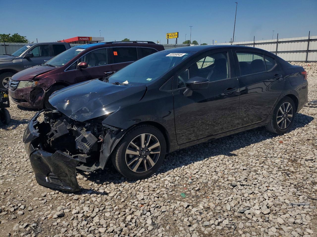 2021 Nissan Versa Sv