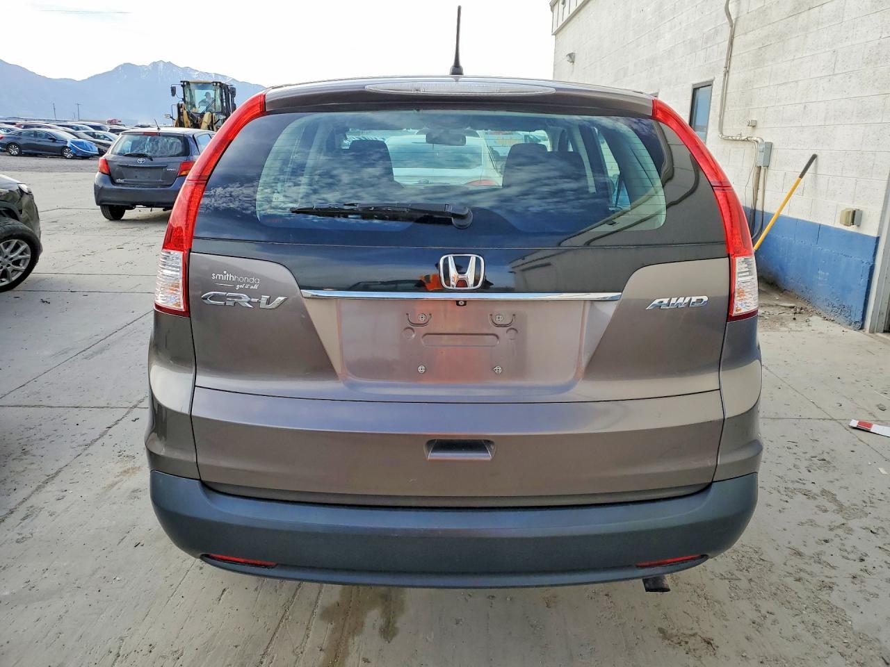 2014 Honda Cr-V Lx - Image 6