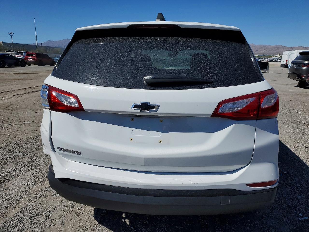 2020 Chevrolet Equinox Ls - Фото 6