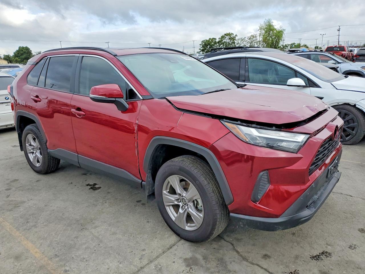 2025 Toyota Rav4 Xle - Image 4