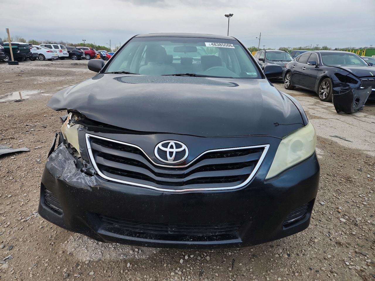 2011 Toyota Camry Le - Image 5