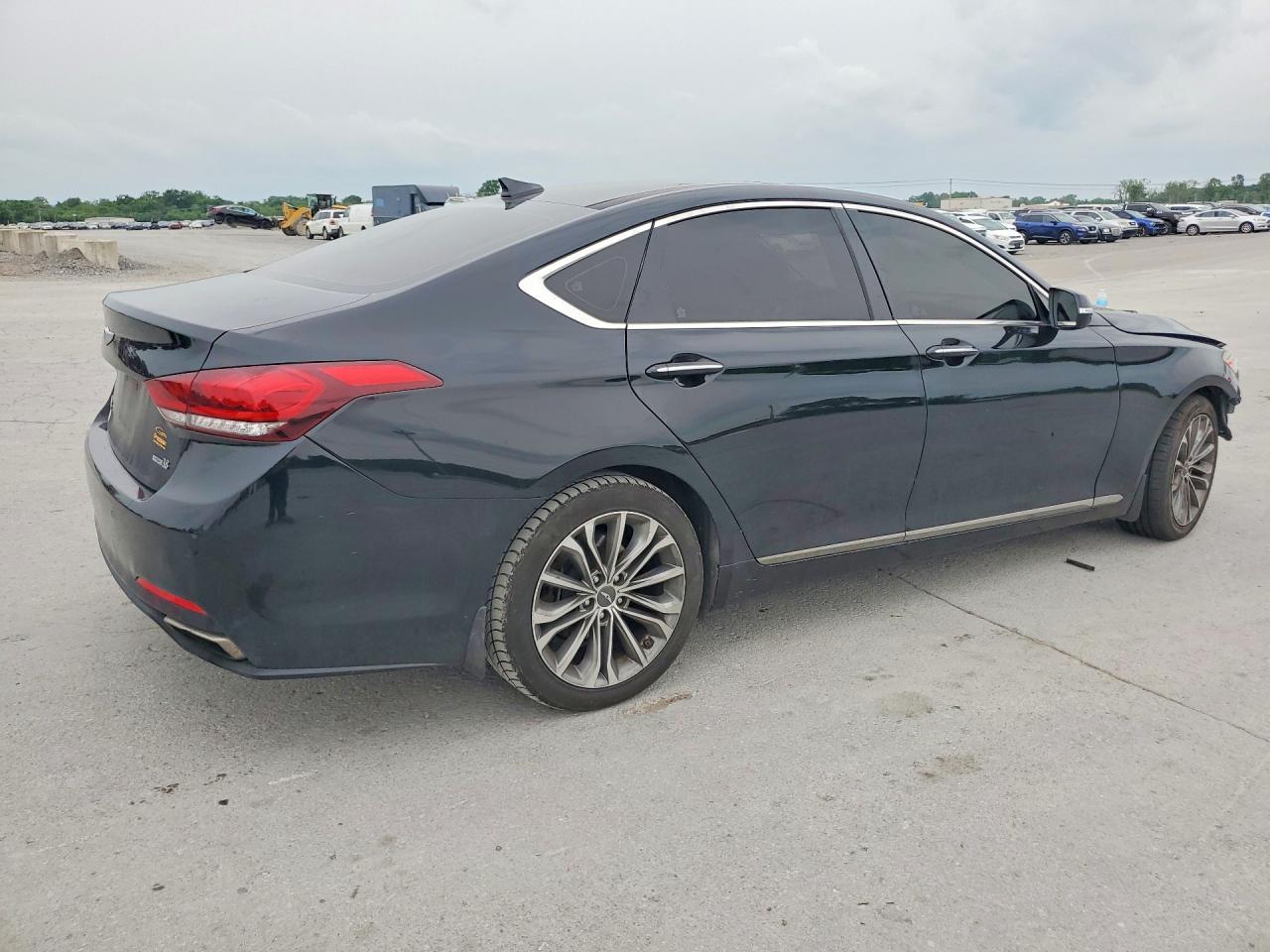 2015 Hyundai Genesis 3.8L - Фото 3