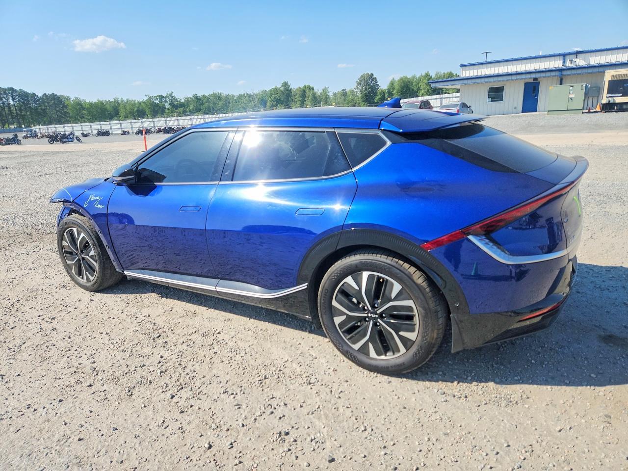 2023 Kia Ev6 Wind - Image 2