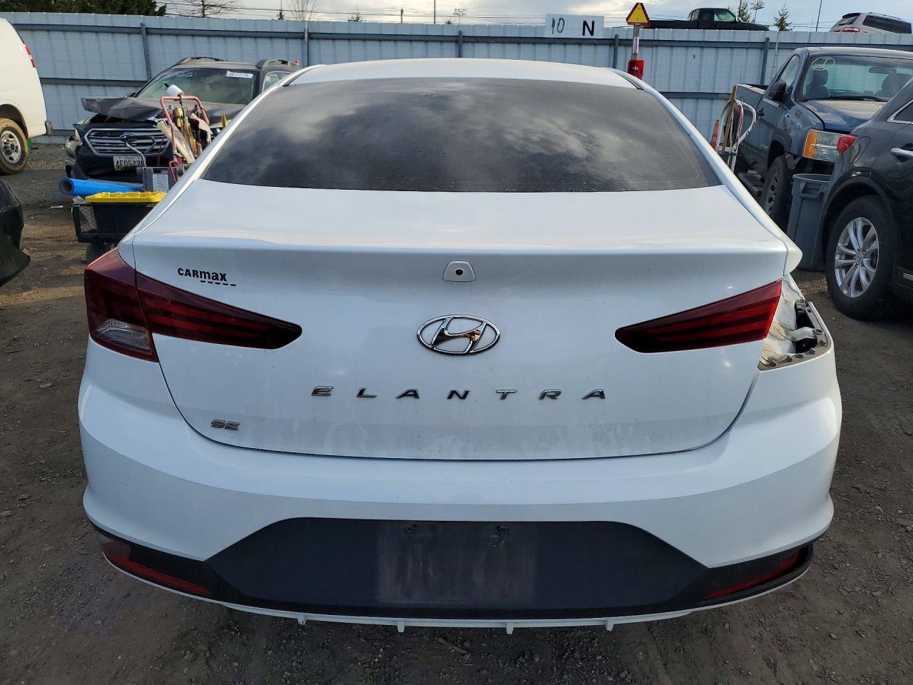 2020 Hyundai Elantra Se - Фото 6