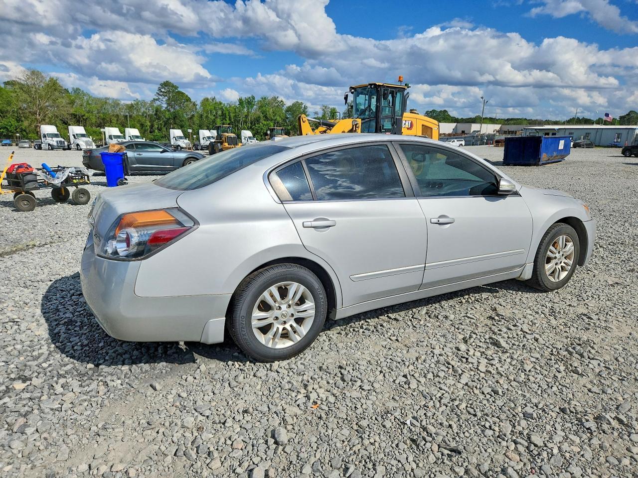 2011 Nissan Altima - Фото 3