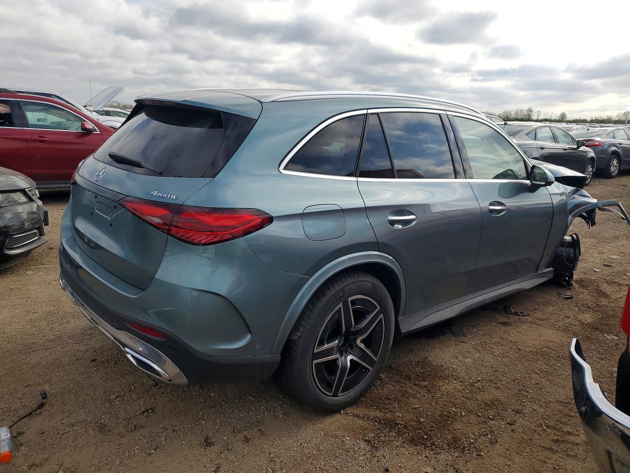 2026 Mercedes-Benz Glc 300 4Matic - Image 3