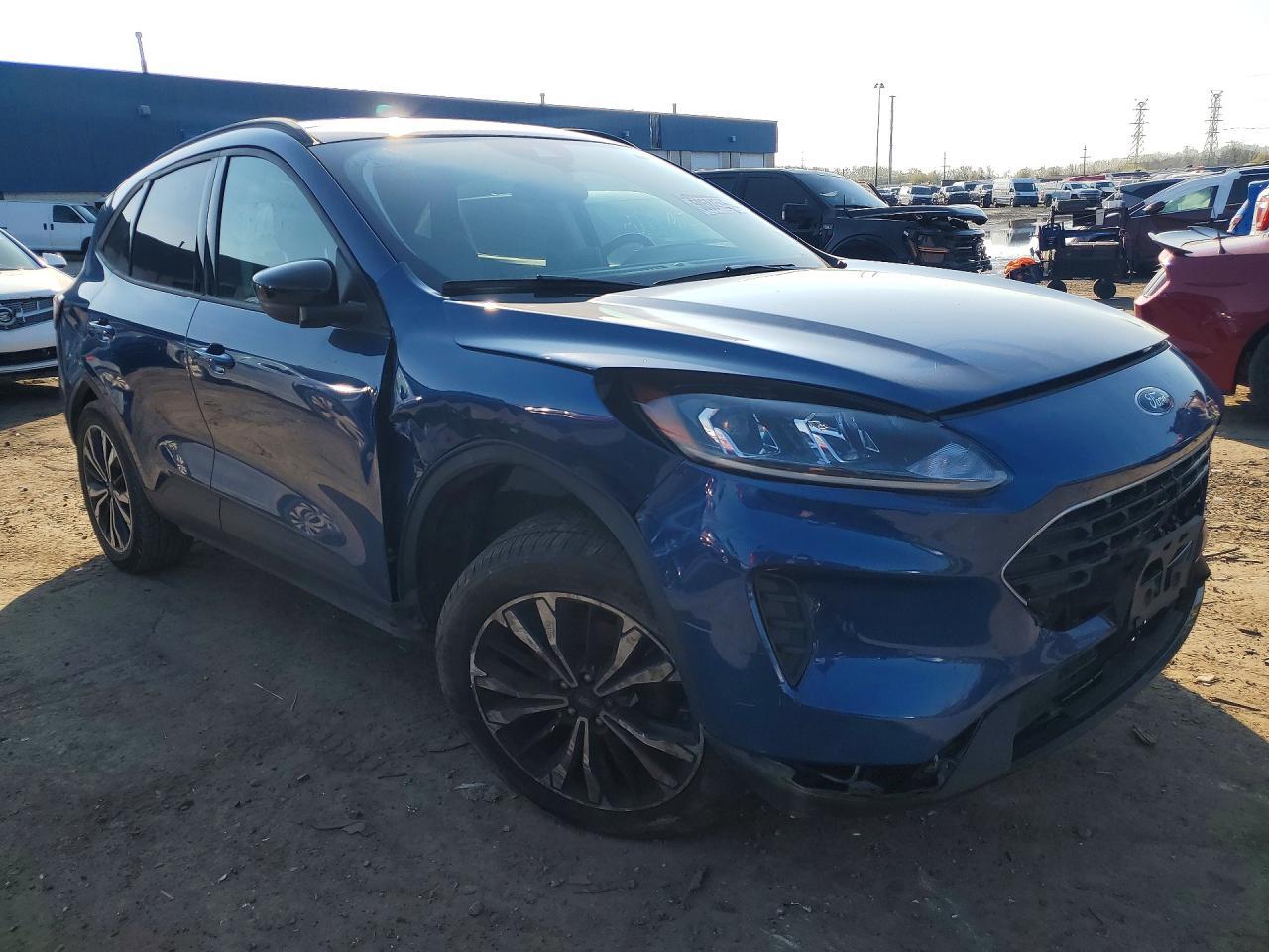 2022 Ford Escape Se - Фото 4