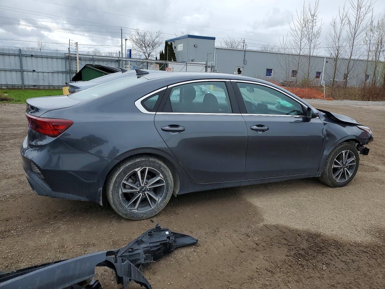2022 Kia Forte Gt Line - Фото 3