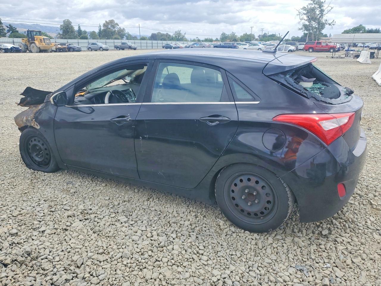 2016 Hyundai Elantra Gt Base - Фото 2