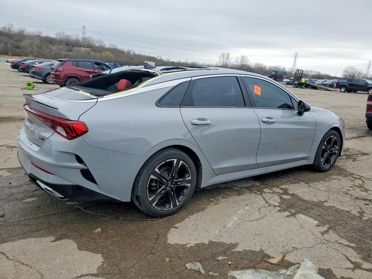 2021 Kia K5 Gt-Line - Фото 3