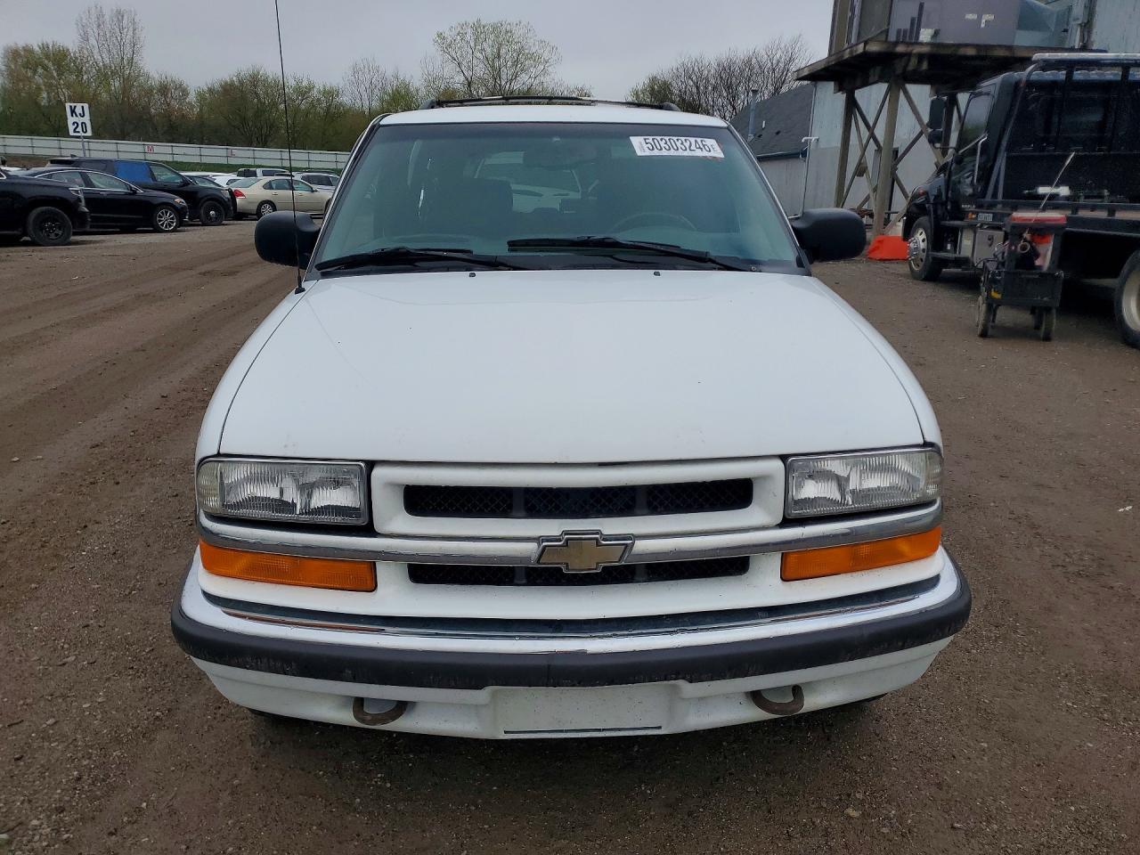 2001 Chevrolet Blazer - Image 5
