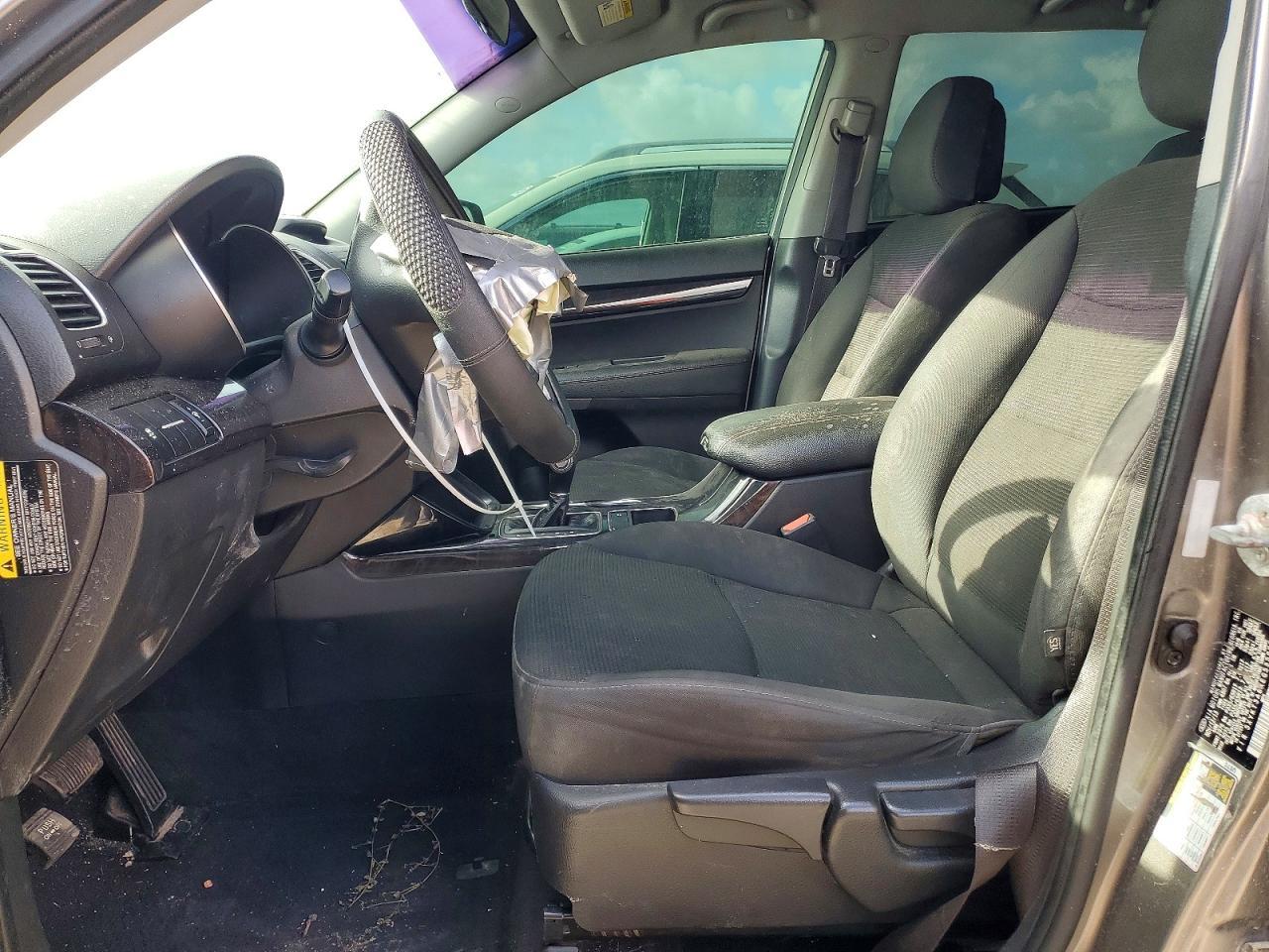 2014 Kia Sorento Lx - Image 7