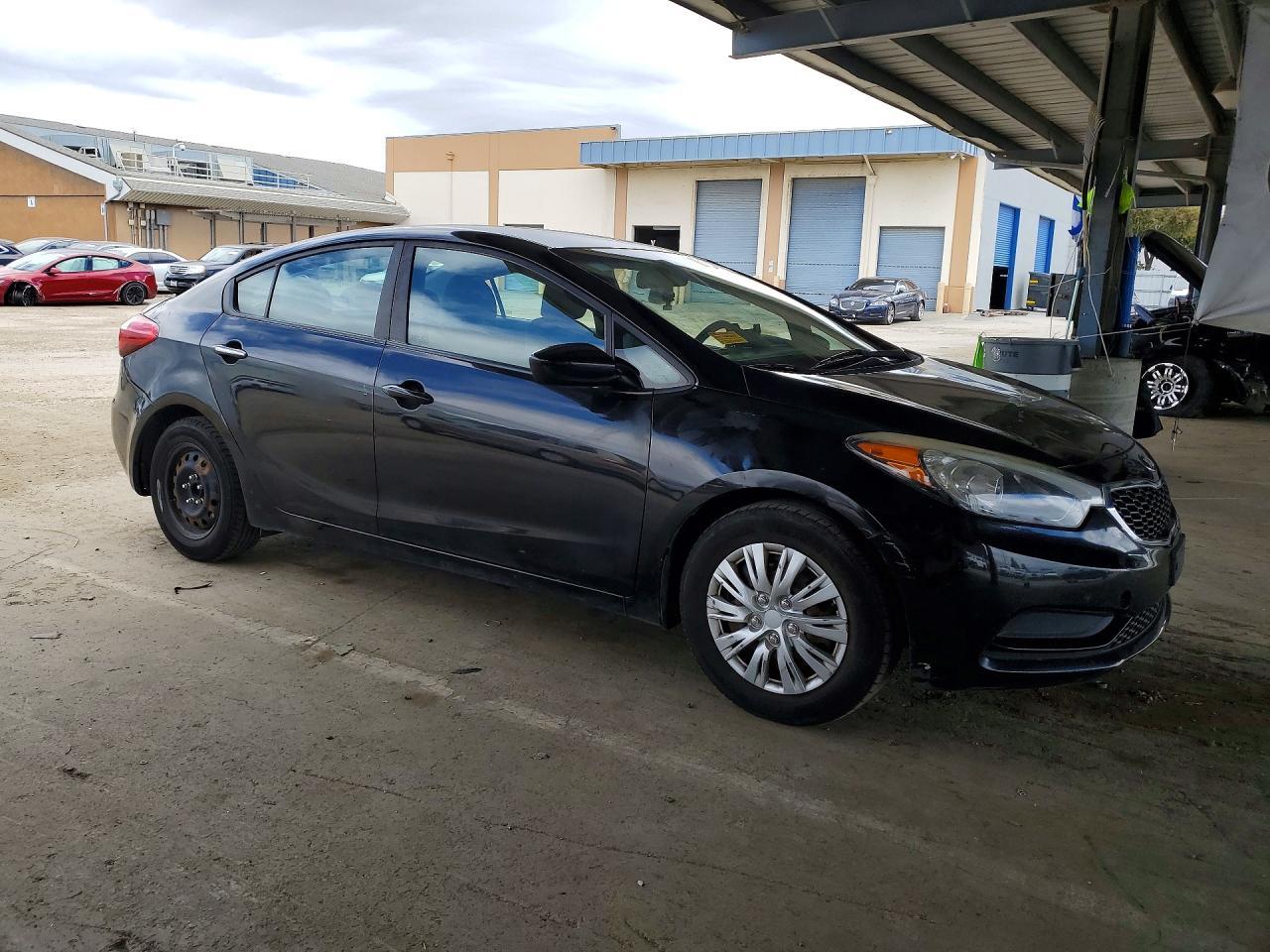 2016 Kia Forte Lx - Image 4