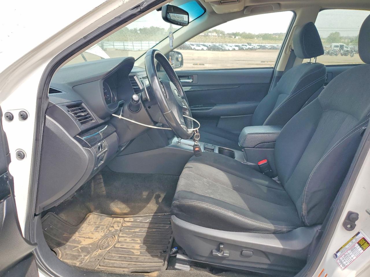 2013 Subaru Legacy 2.5I Premium - Image 7